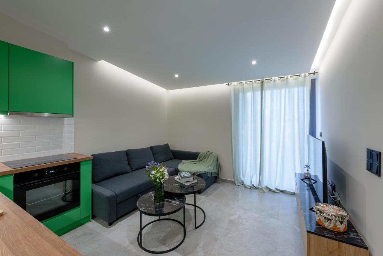 Galio Suites Airport By Airstay Spáta Екстериор снимка