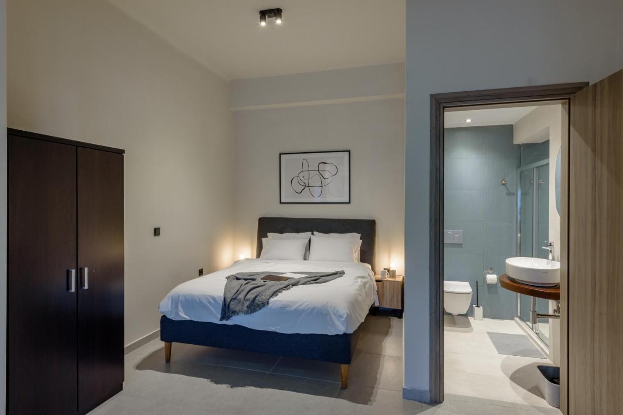 Galio Suites Airport By Airstay Spáta Екстериор снимка