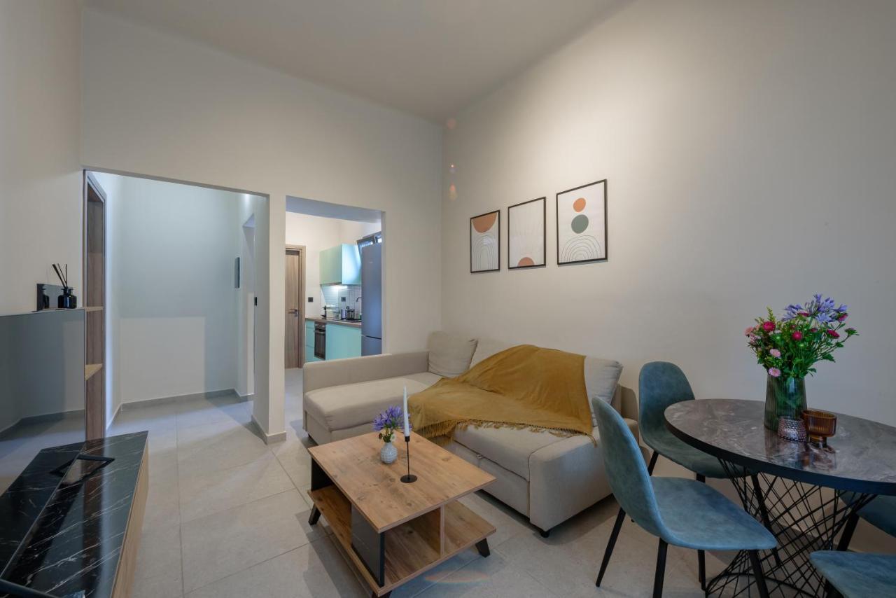 Galio Suites Airport By Airstay Spáta Екстериор снимка